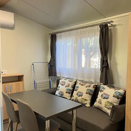 Camping Naturexpert Mobilhazak-fuered